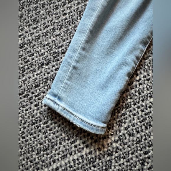 American Eagle Outfitters Jegging High Rise 8 reg Skinny Jeans Distressed EUC - Picture 3 of 10